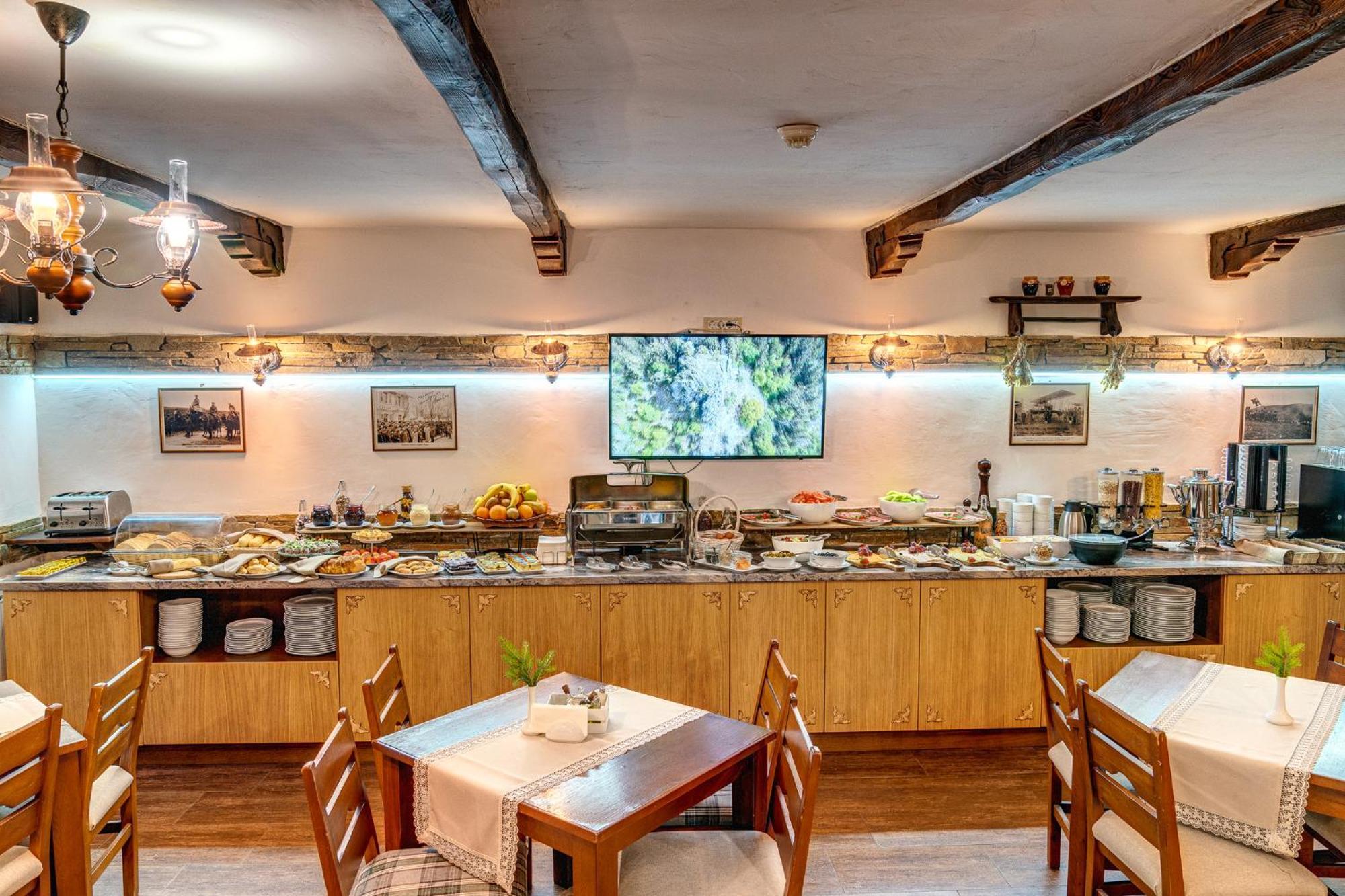 Mountain Lake Hotel Смолян Экстерьер фото