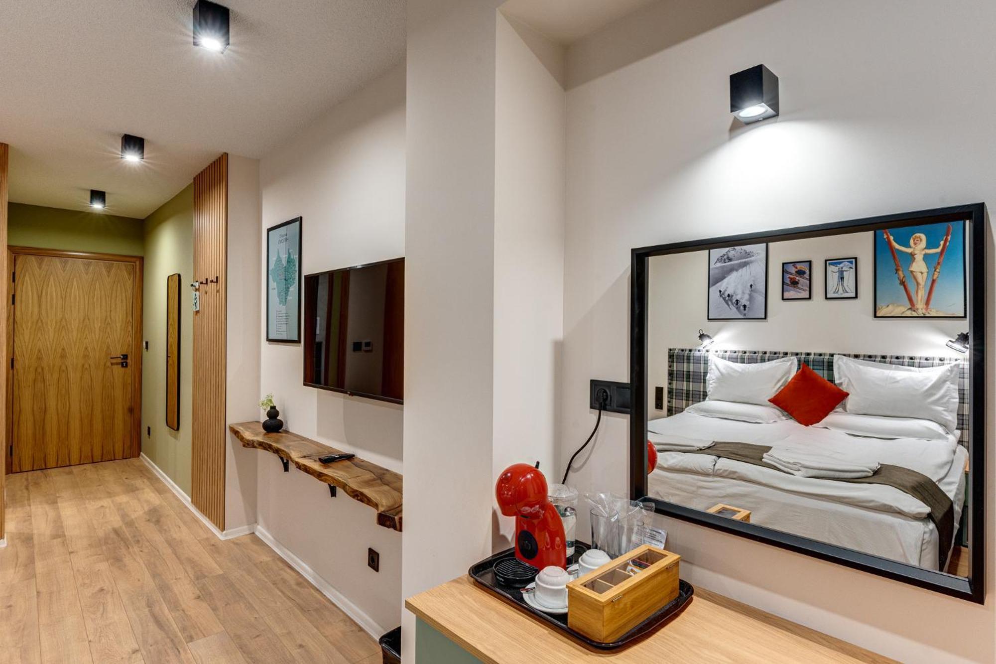 Mountain Lake Hotel Смолян Экстерьер фото