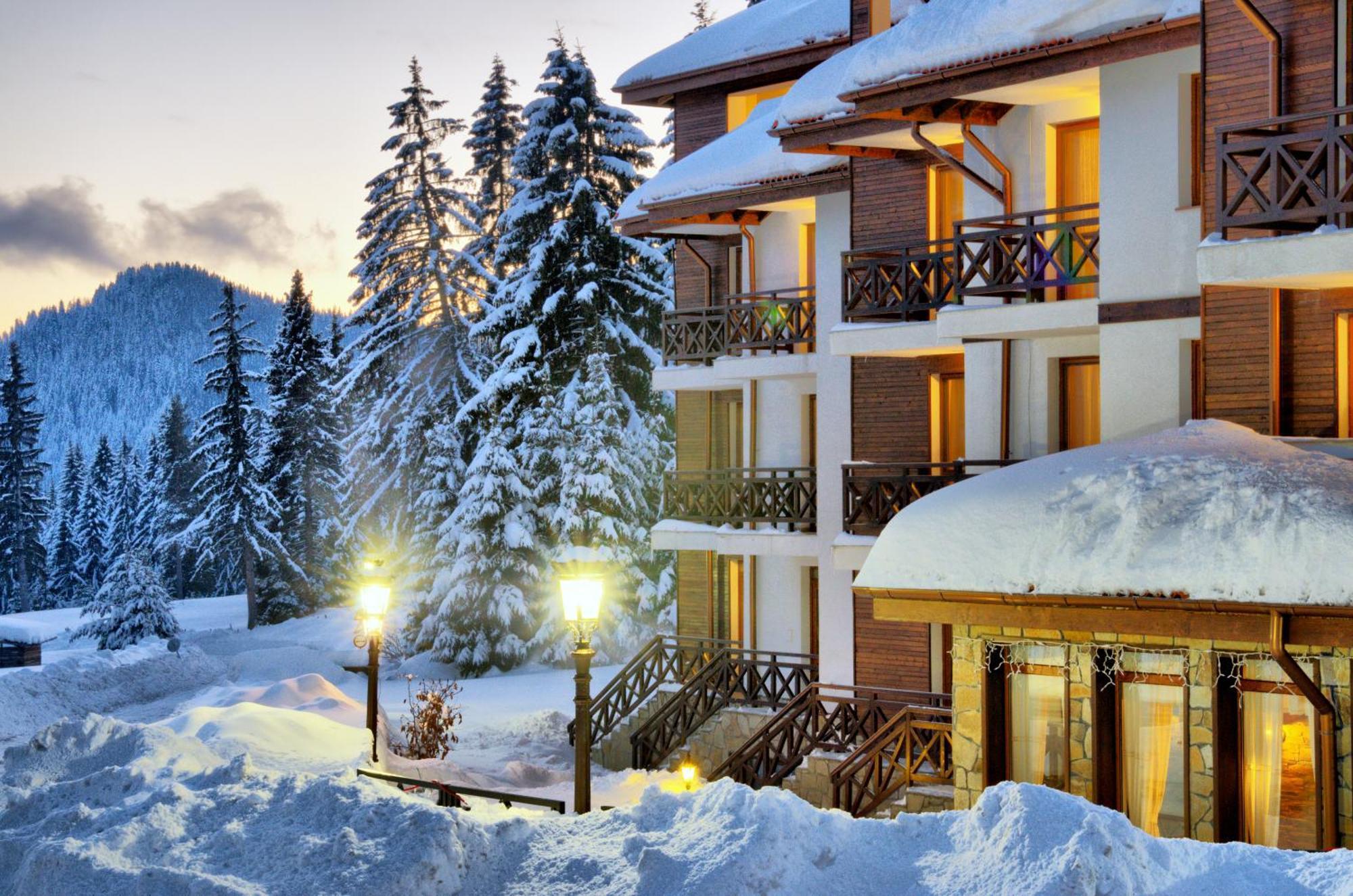 Mountain Lake Hotel Смолян Экстерьер фото
